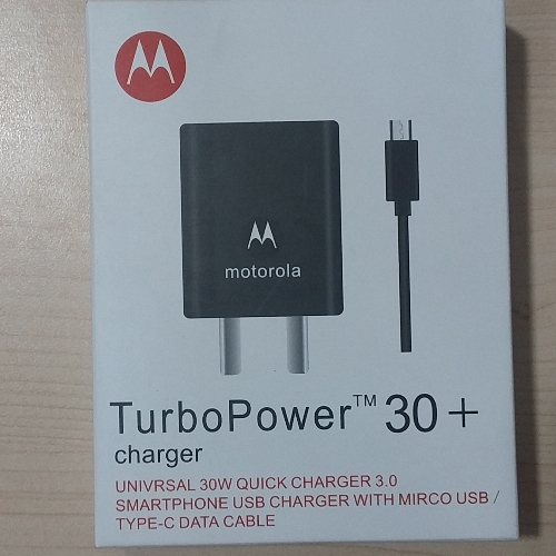 Cargador Motorola turbo Power 30 V8