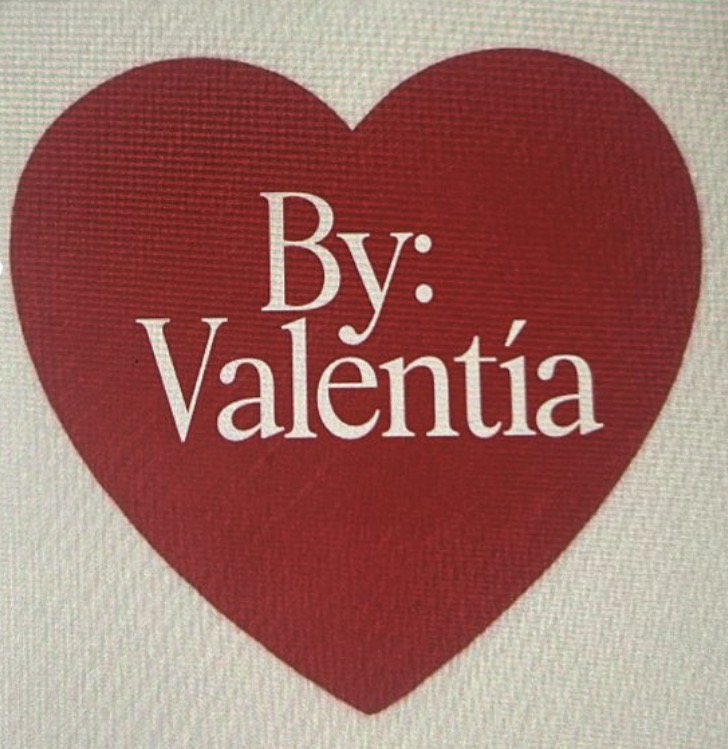 By: Valentía