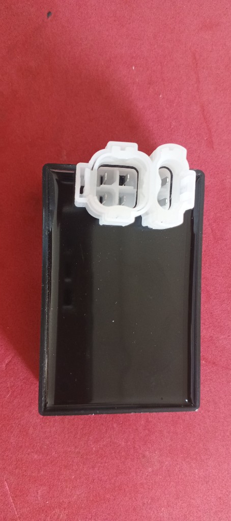CDI negro conector blanco