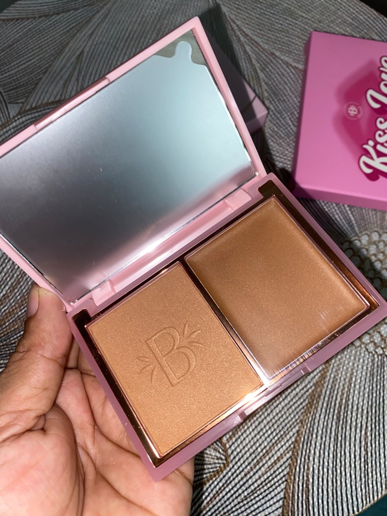 Bloomshell contorno Bronzer