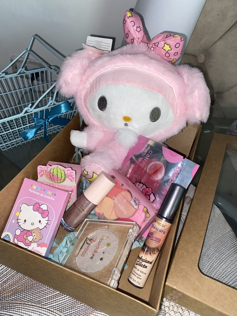 Hello Kitty kit maquillaje