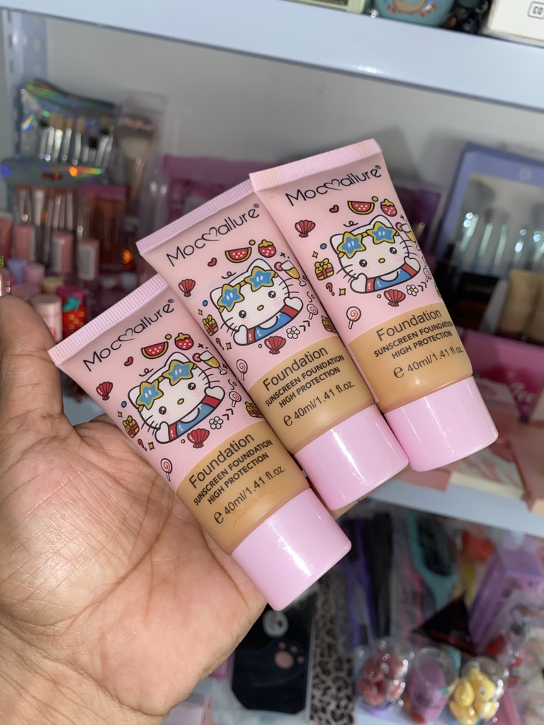 Mocallure base rosa Hello Kitty
