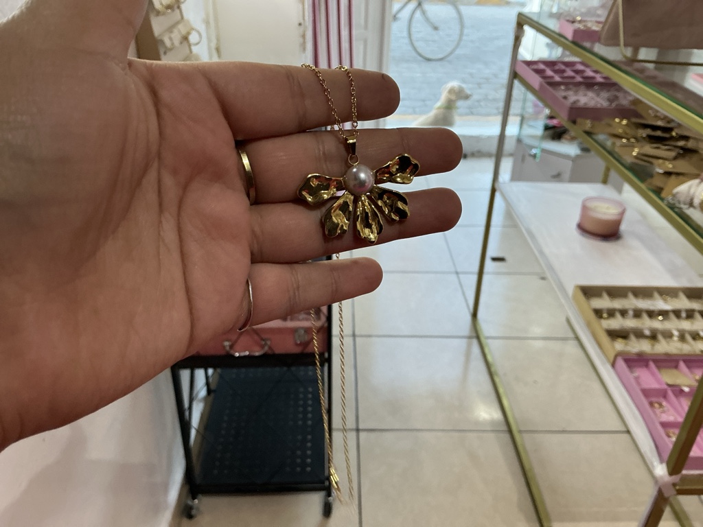 Collar chonqui flor