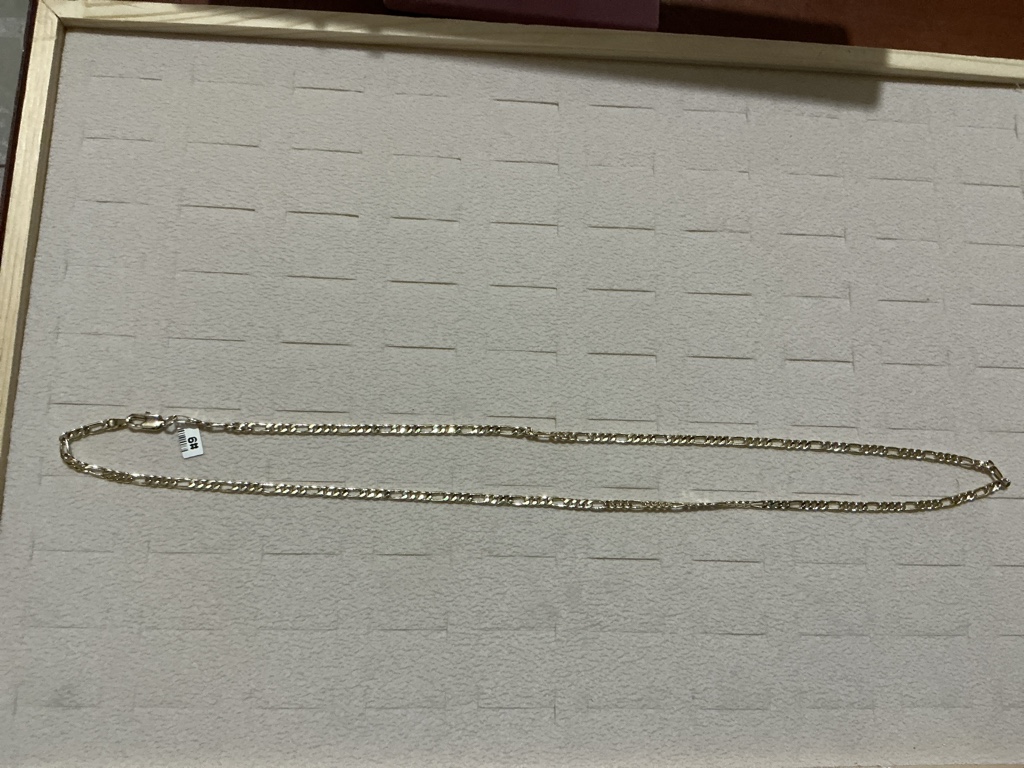 Cadena dorada fina cartier