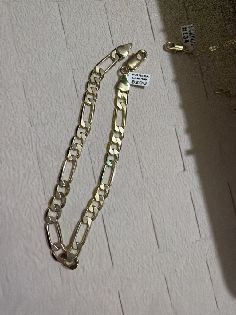 Pulsera dorada eslabones