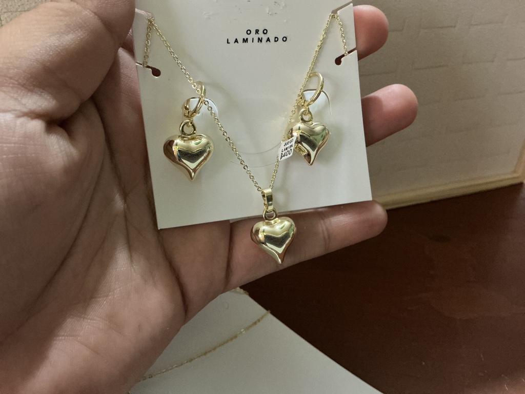 Oro laminado corazones