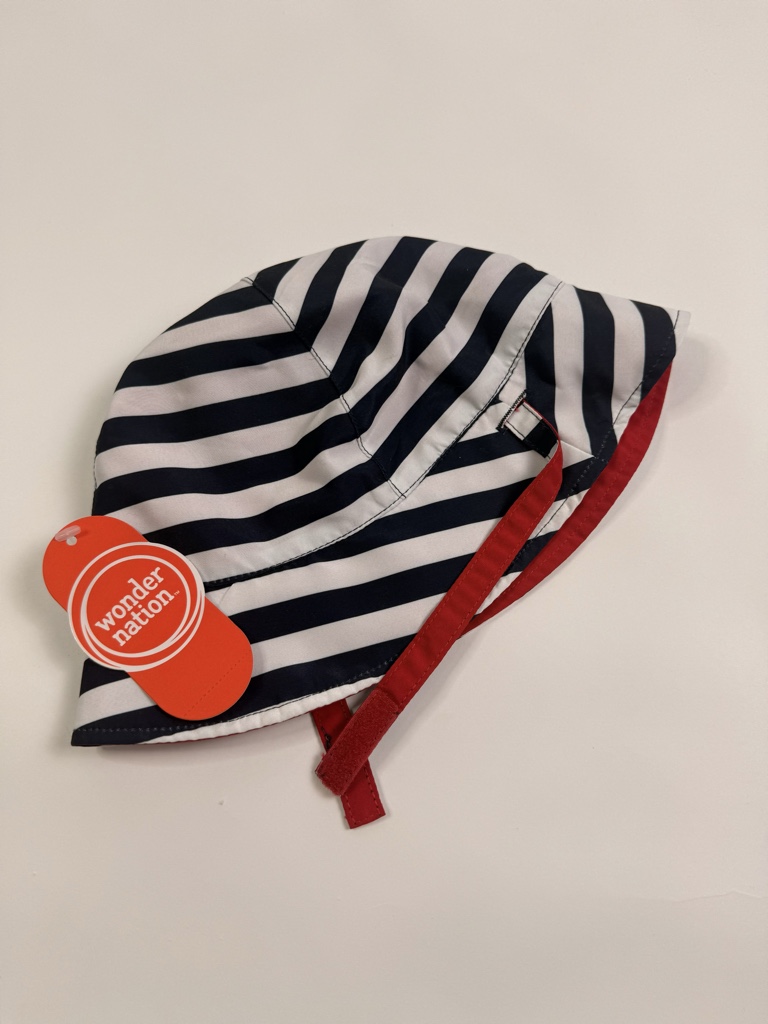 24m - Sombrero reversible impermeable con protección