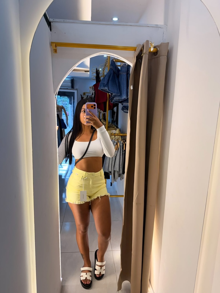 SHORT TESORO
