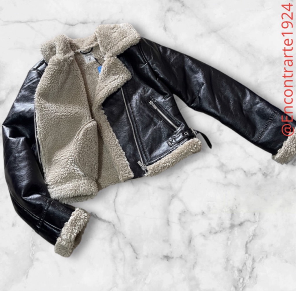 Campera cuerina c/corderito