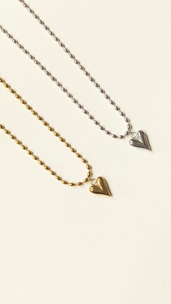 Cadena multibalin con dije de corazón