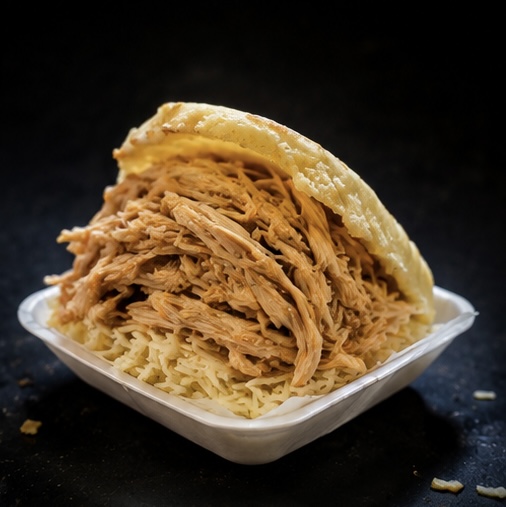 Arepa rellena pollo