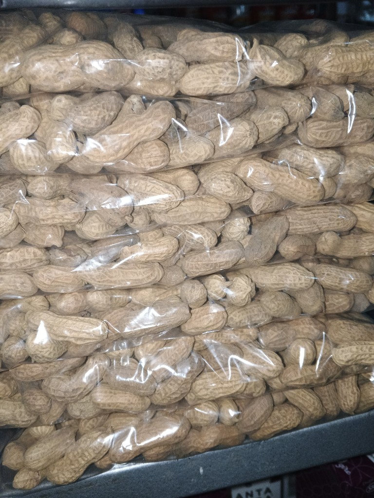 Cacahuates de  cáscara 250g