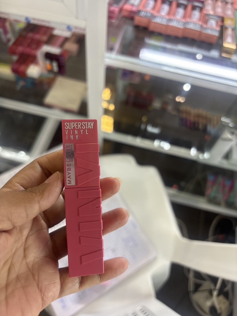 Maybelline SuperStay Vinyl Ink rosa