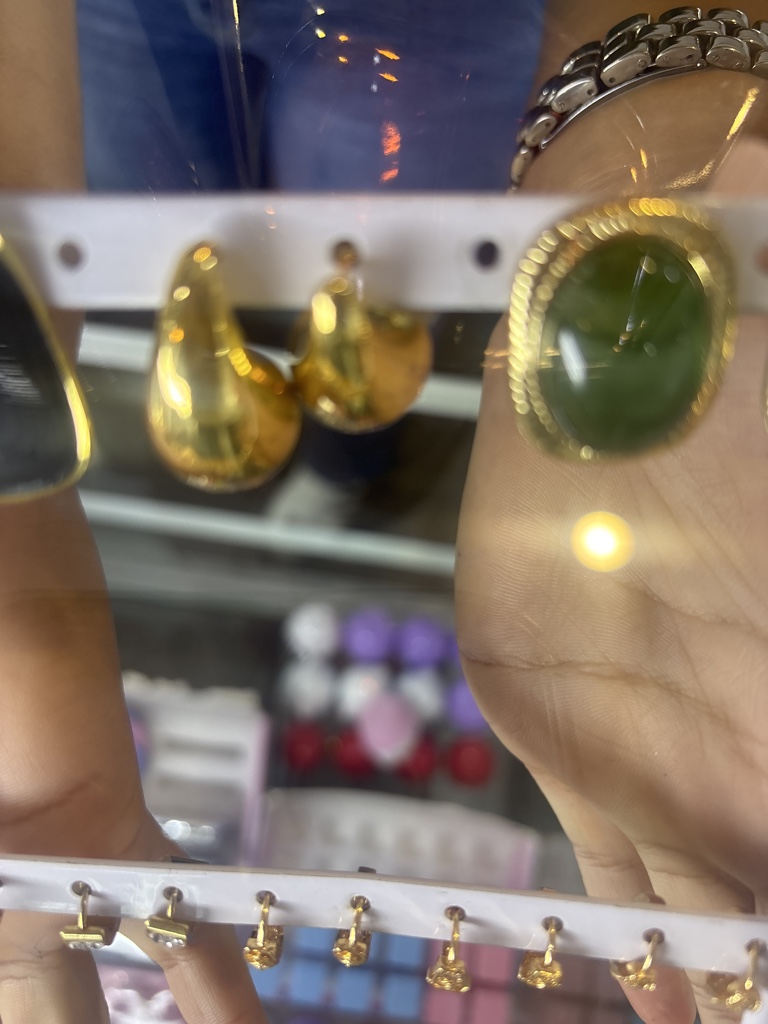 Aretes Goya