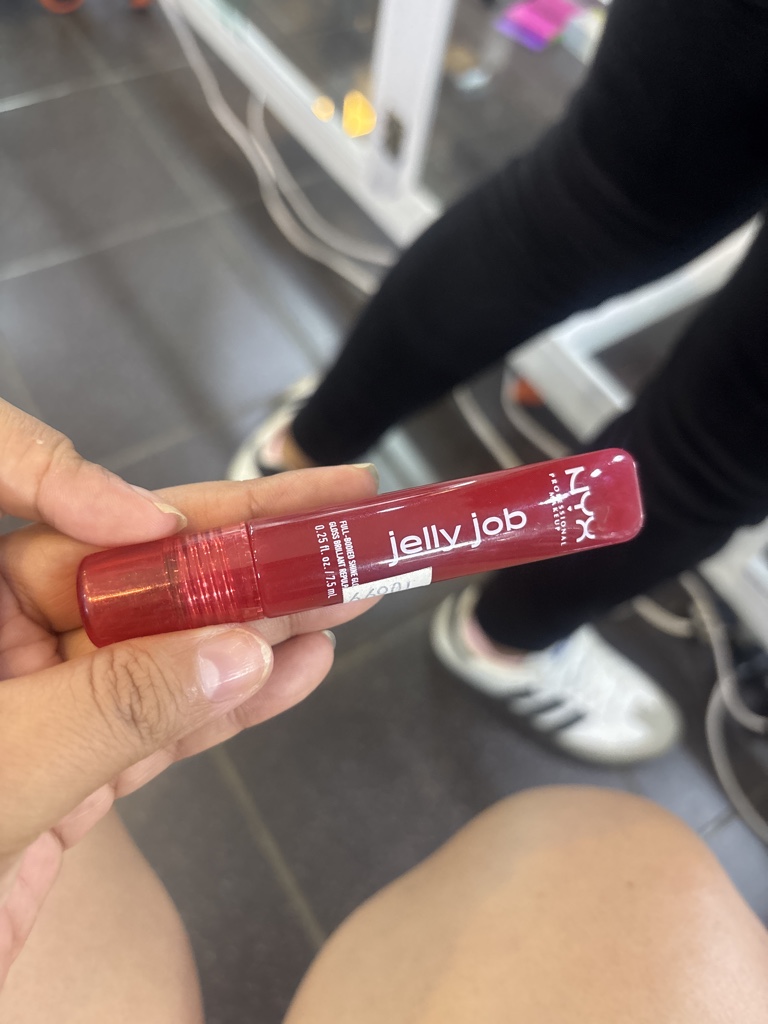 NYX Jelly Job lip gloss rojo