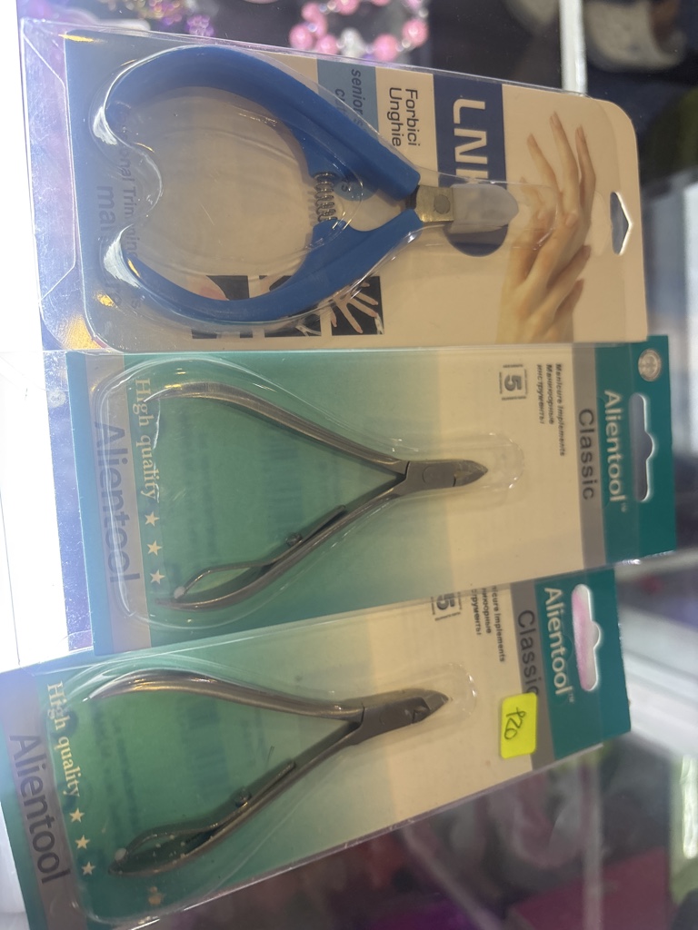 Alientool cortaunas azul