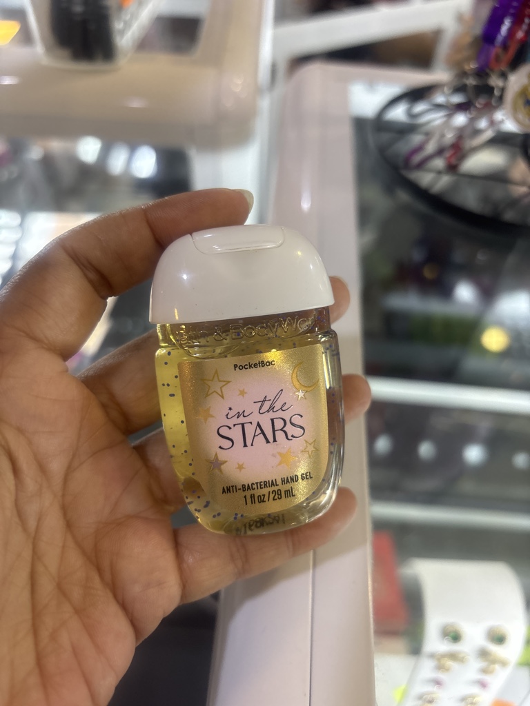 Bath & Body alcohol mano