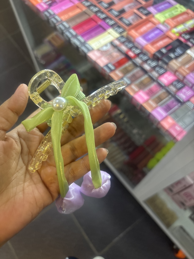 Pinza mariposa verde prensador