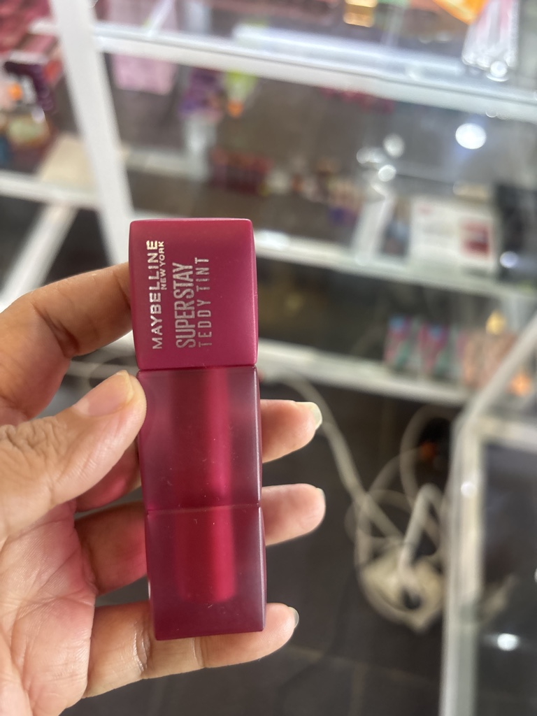 Maybelline SuperStay Teddy Tint rosa