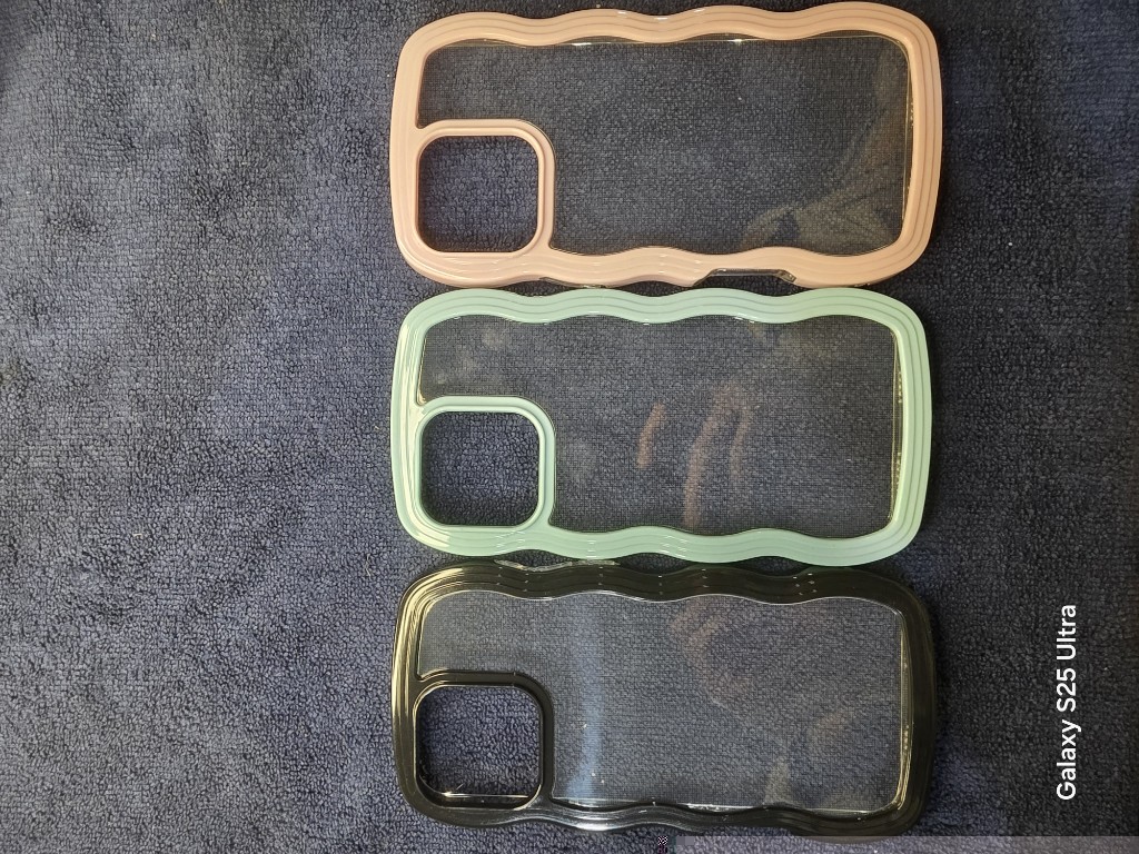 Funda iphone 16 pro max con hondas / magsafe comun