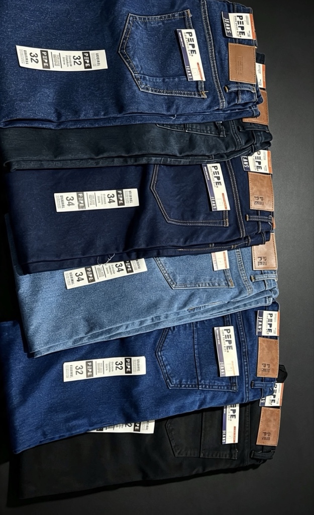 Pantalón Pepe Liso H semipachuco