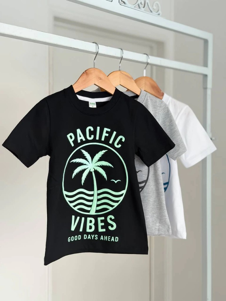 Remera pacific niño