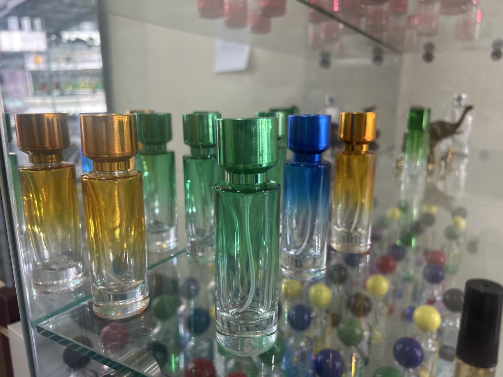Dubai Tapa plana 30ml Local