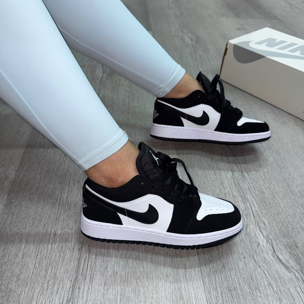 JORDA RETRO 1 LOW negra
