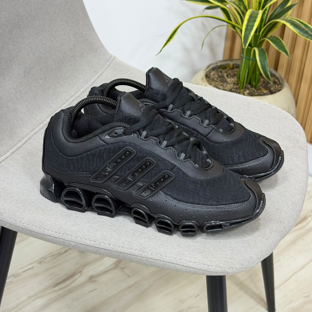 Adidas Megaride