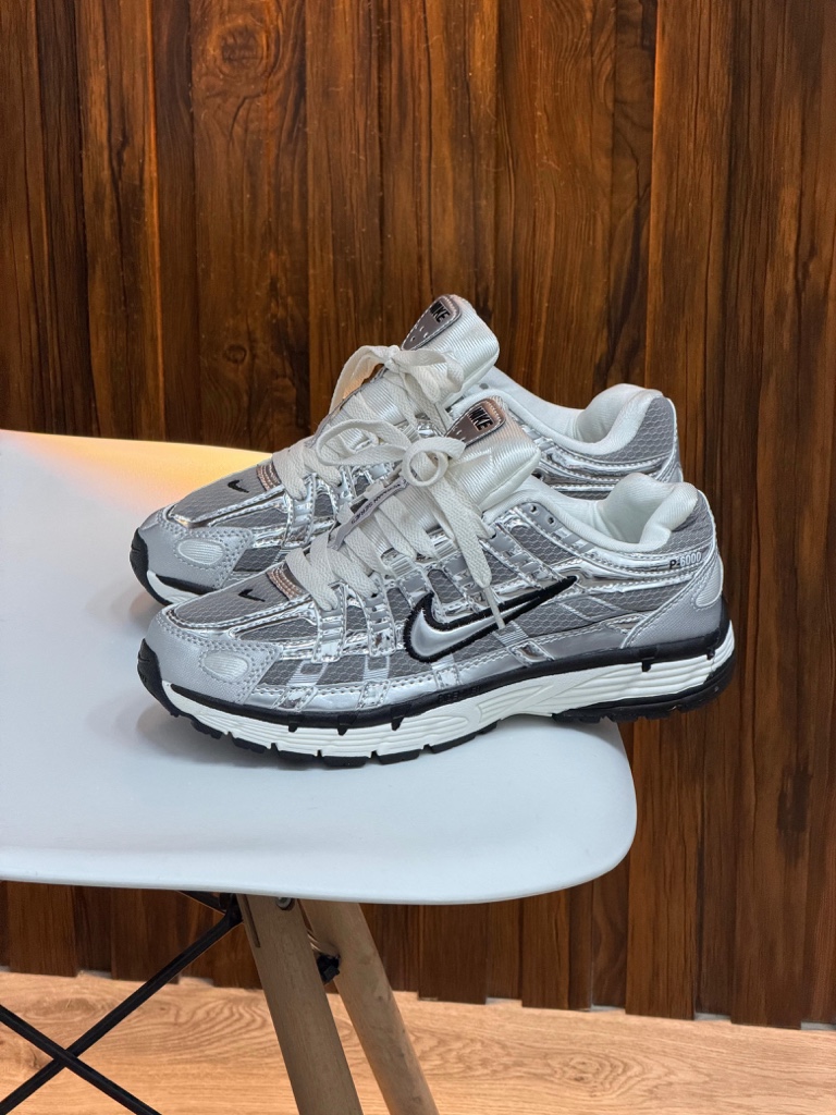 NIKE p6000 más colores dama
