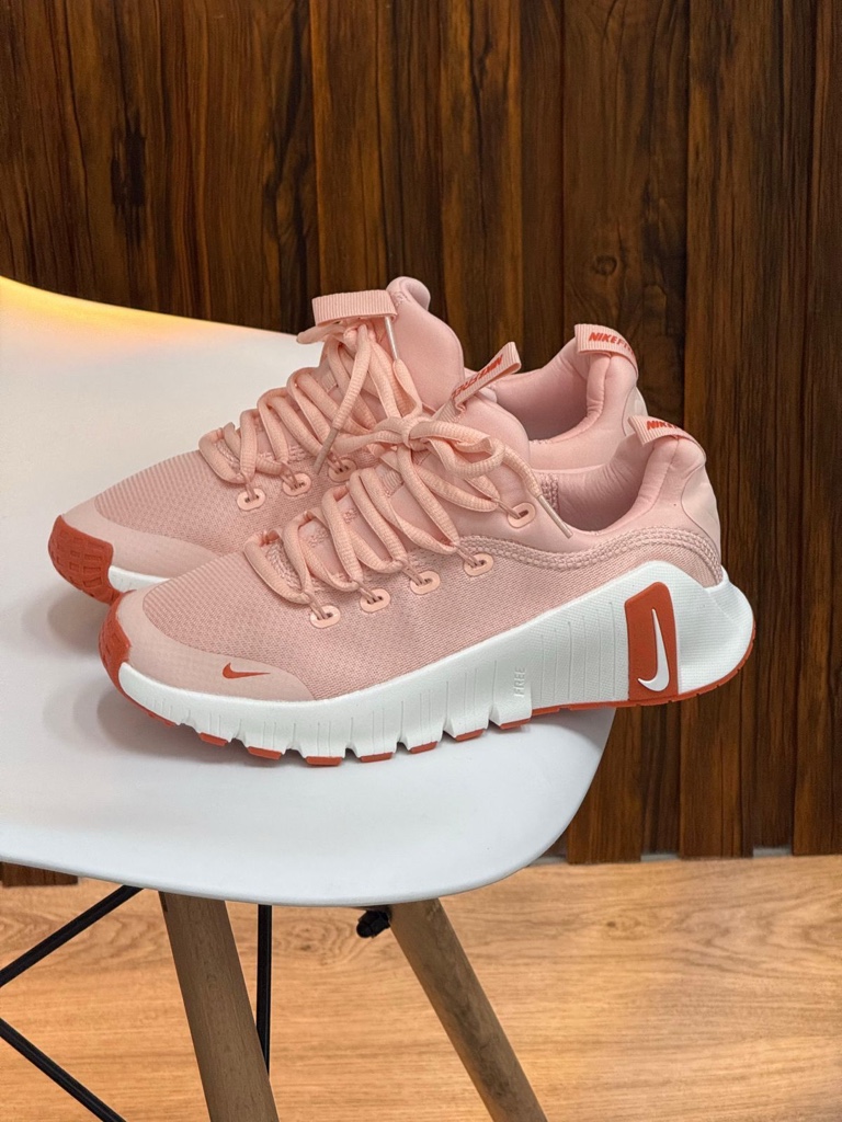NIKE METCON 6 SALMON
