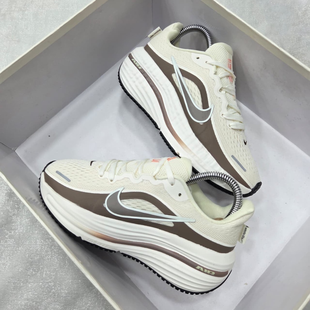 NIKE ZOOM WINFLO
