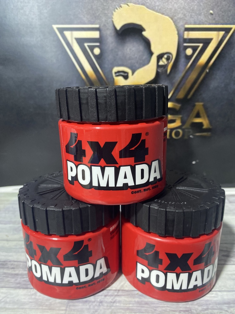 Pomada 4x4 roja 100g