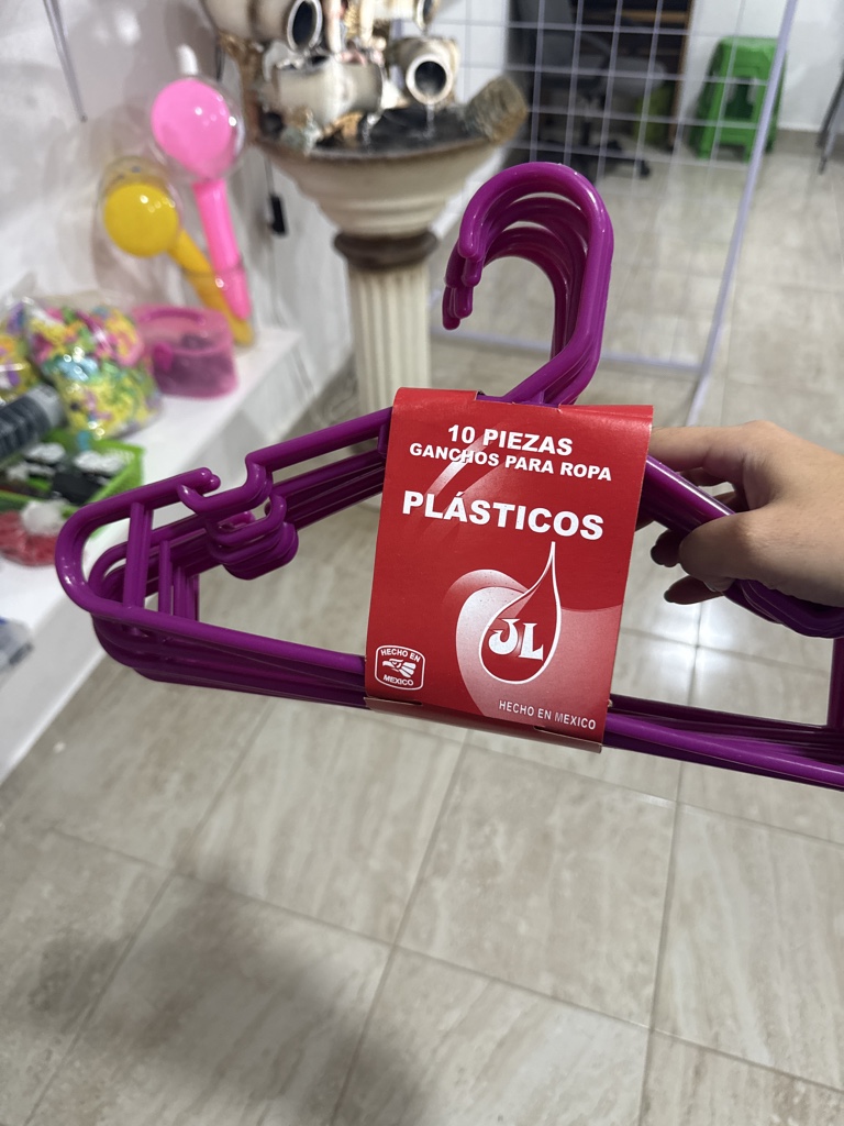 JL ganchos plastico morado