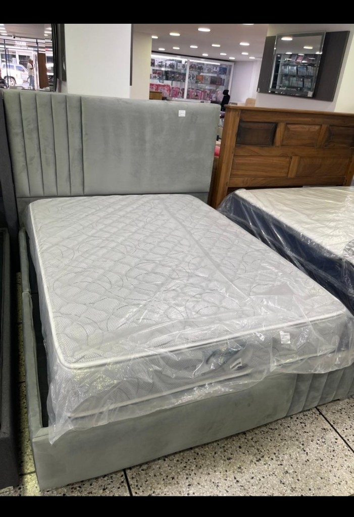 Cama Beily
