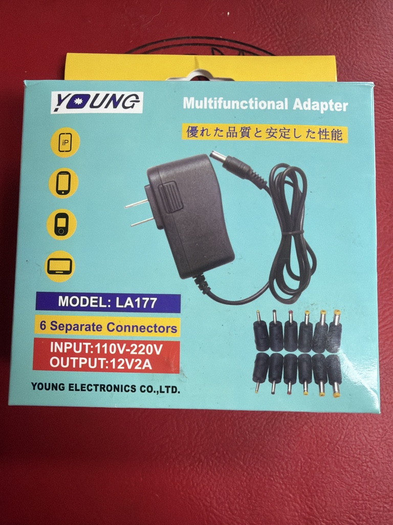 CARGADOR MULTIFUNCIONAL ADAPTADOR 12V LA177