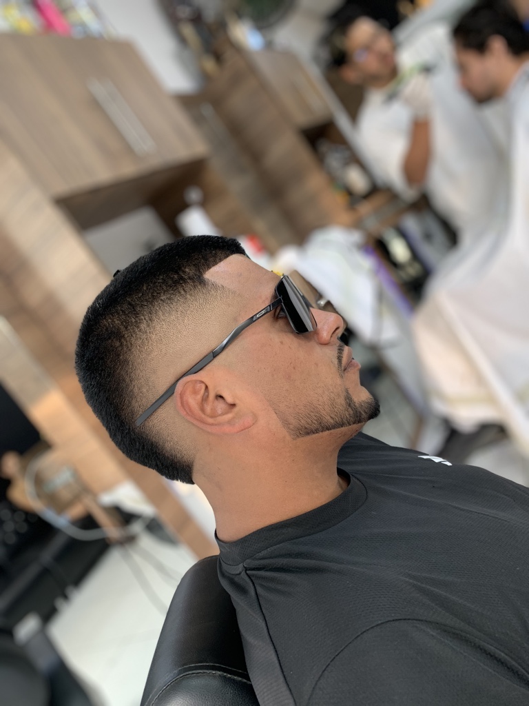 Corte + barba