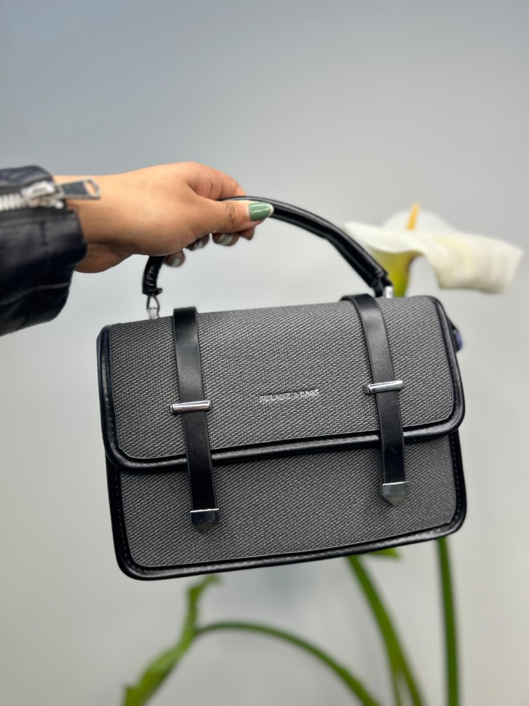 Nine West cartera negra