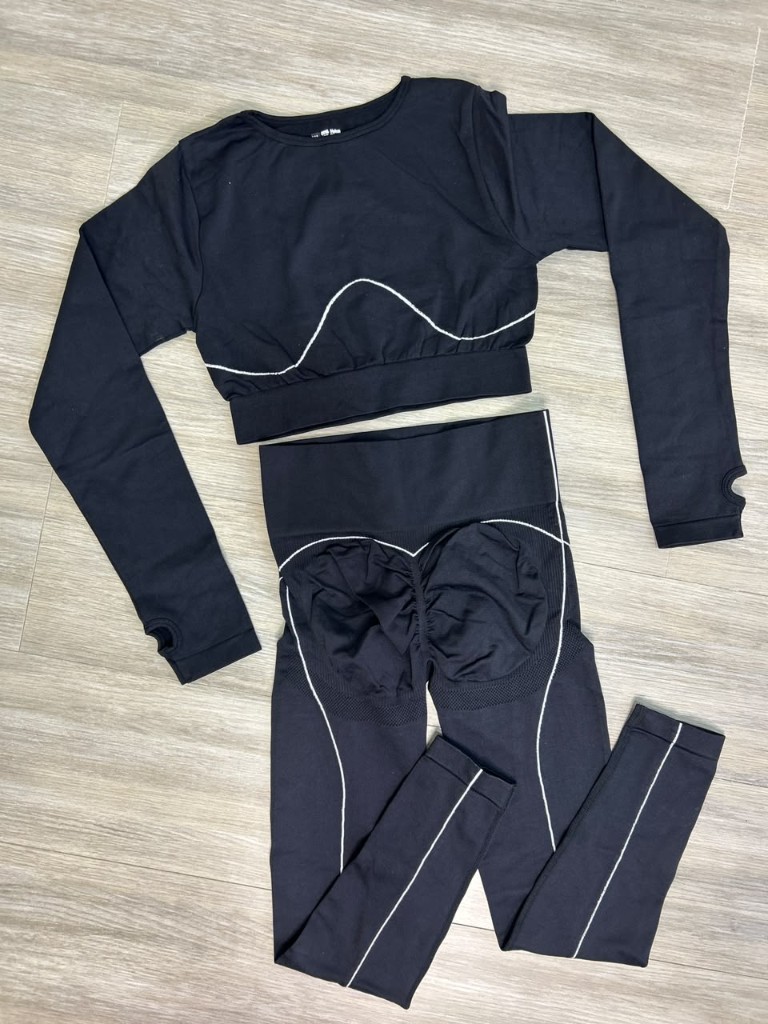 Conjunto deportivo manga larga