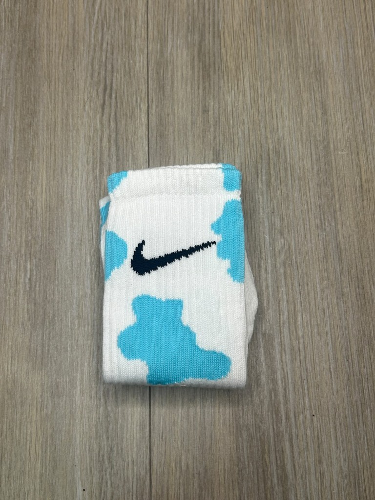 Nike calcetines blancos celestes