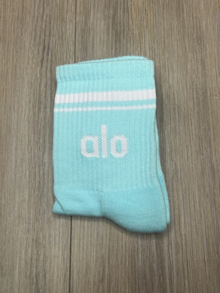 alo calcetines celeste