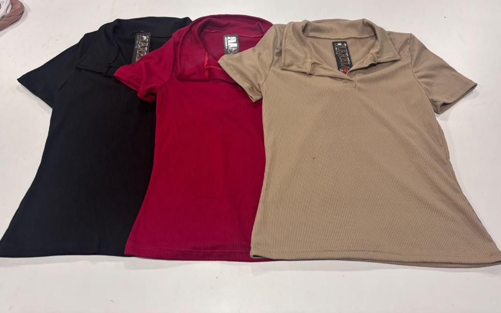 Camiseta polo negra
