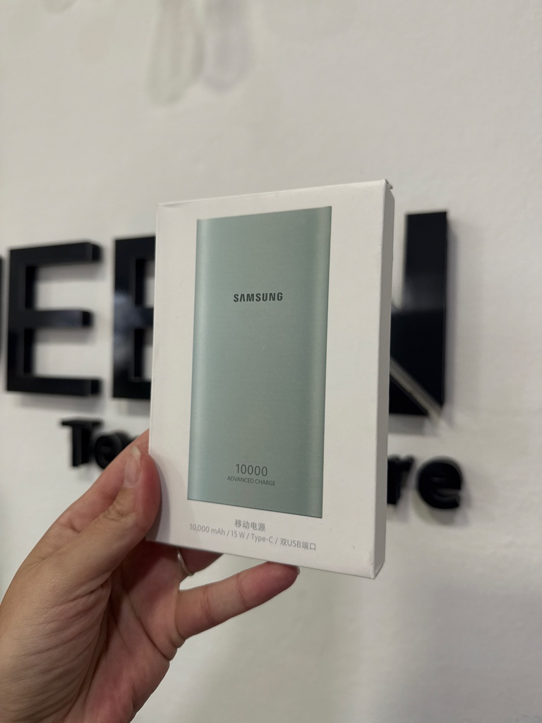 Cargador portatil SAMSUNG EB-P1100C