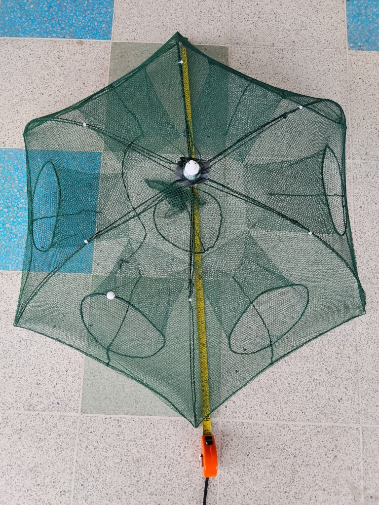 RED DE PESCA HEXAGONAL PLEGABLE 6 HOYOS
