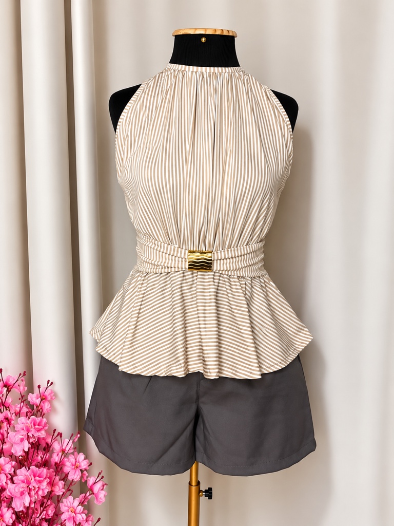 Blusa listrada bege com cinto