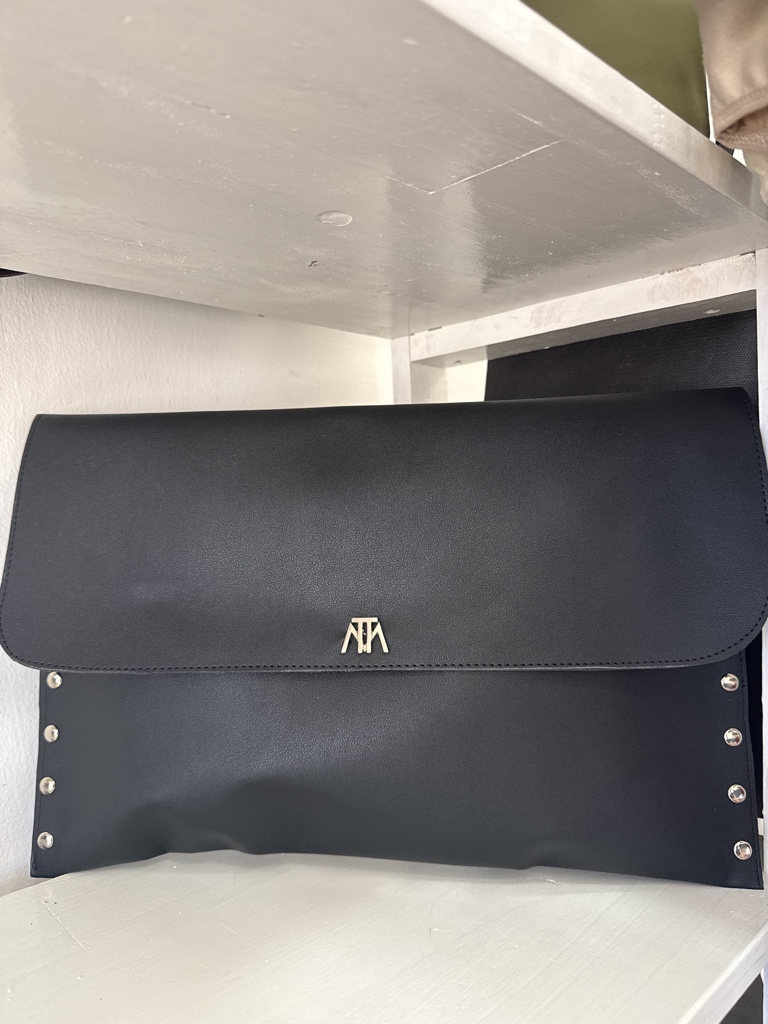 Porta compu negra