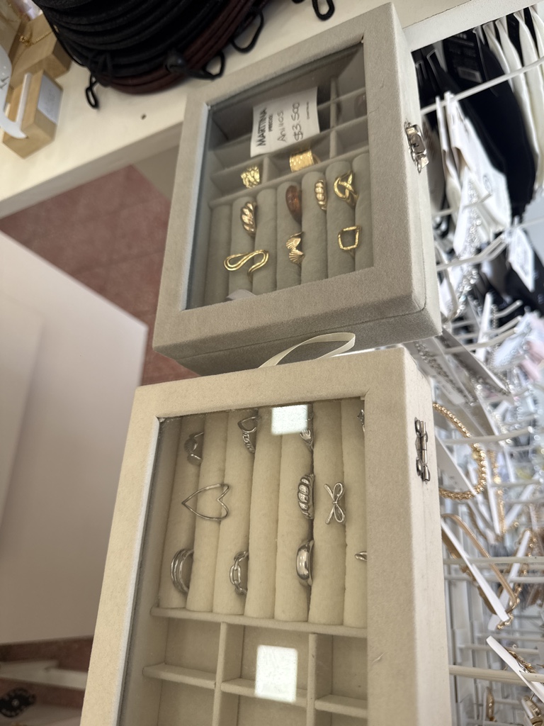 Anillos
