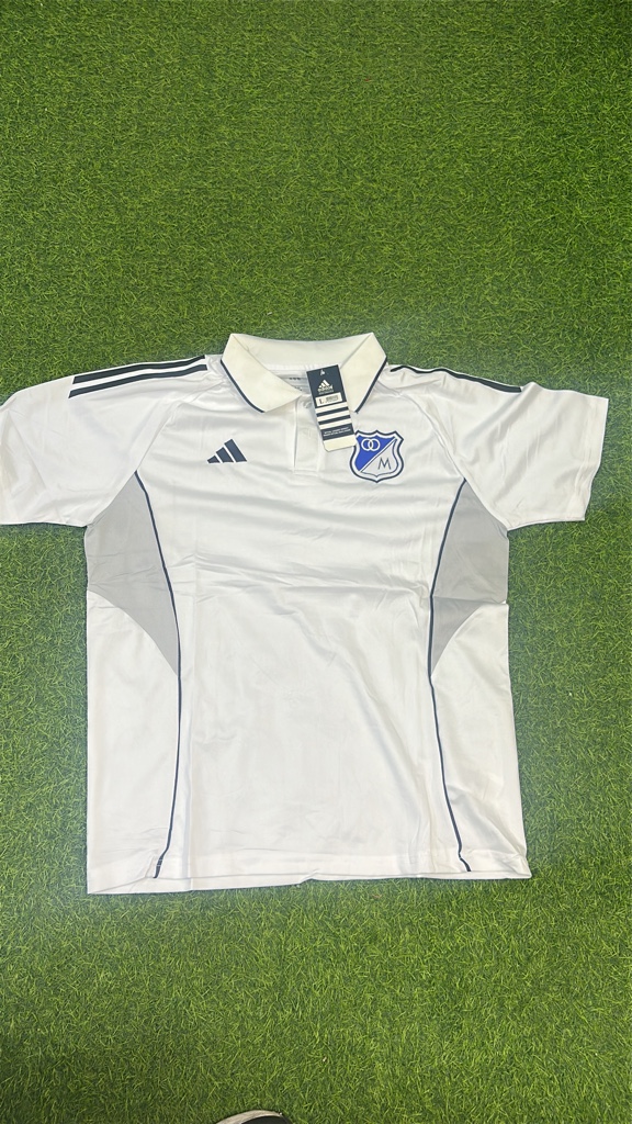 Millonarios polo blanca