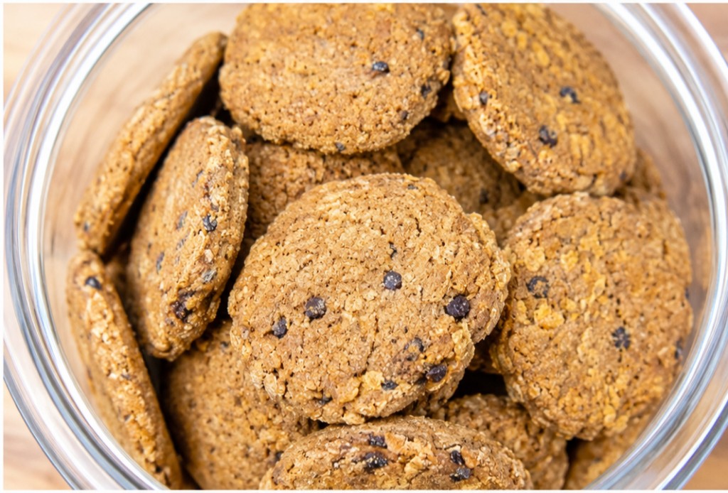 Galleta de vainilla con chispas de chocolate