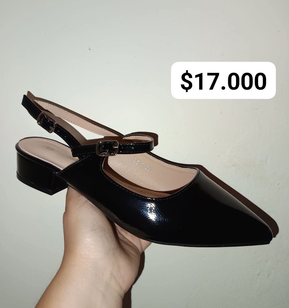Stiletto Bajo Charol Negro